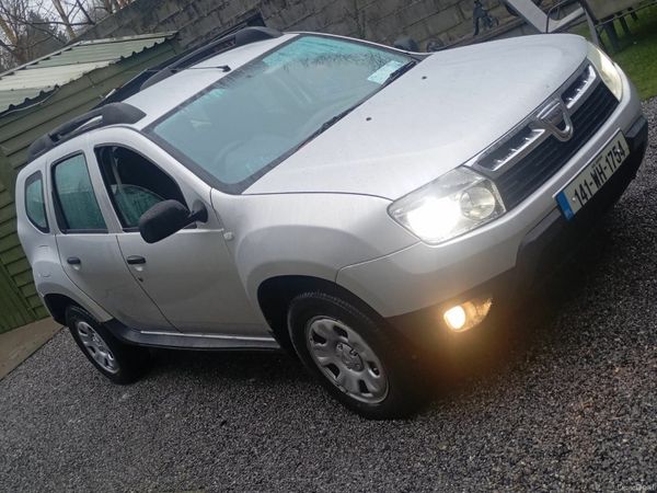 Dacia Duster SUV, Diesel, 2014, Silver
