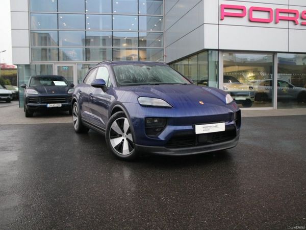 Porsche Macan SUV, Electric, 2026, Blue