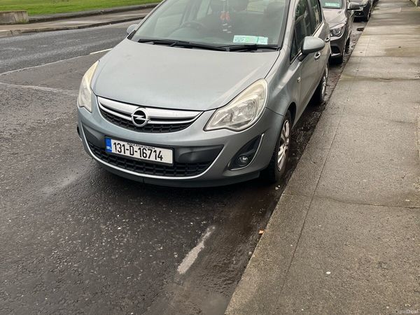 Opel Corsa Hatchback, Petrol, 2013, Silver