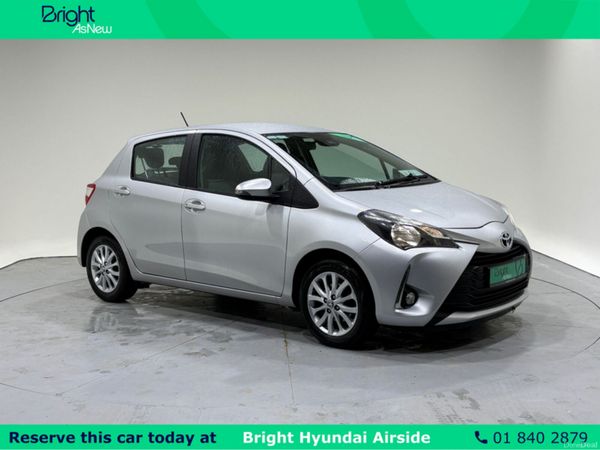 Toyota Yaris Hatchback, Petrol, 2018, Grey