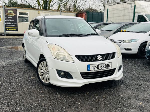 Suzuki Swift Hatchback, Petrol, 2012, White