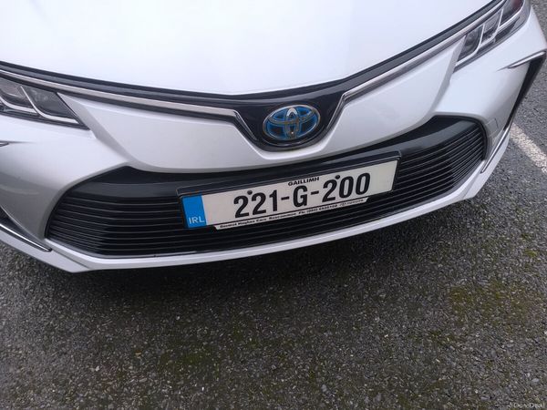 Toyota Corolla Saloon, Petrol Hybrid, 2021, Red