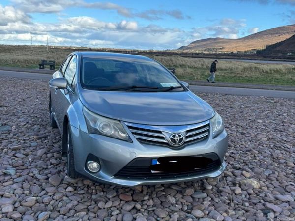 Toyota Avensis Saloon, Diesel, 2013, Grey
