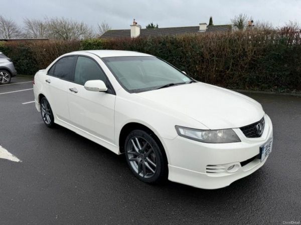 Honda Accord Saloon, Petrol, 2008, White