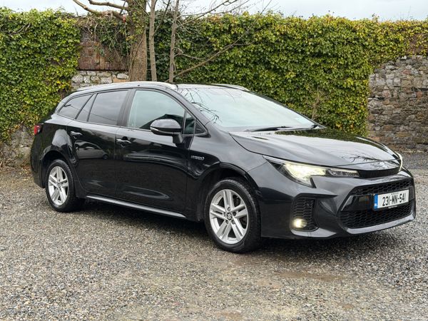 Toyota Corolla Estate, Petrol Hybrid, 2023, Black