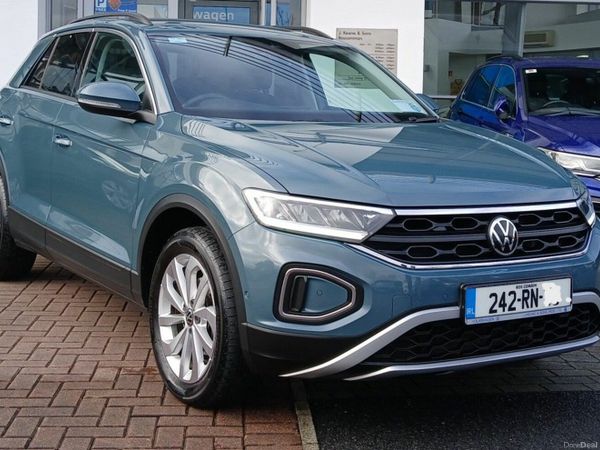 Volkswagen T-Roc SUV, Diesel, 2024, Blue