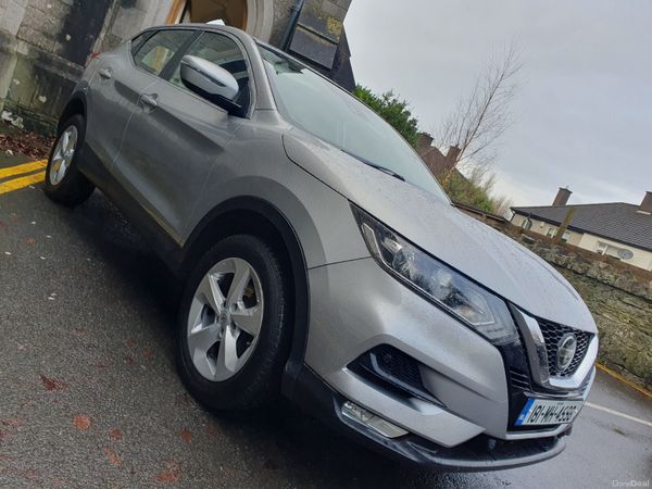 Nissan Qashqai Hatchback, Diesel, 2018, Silver