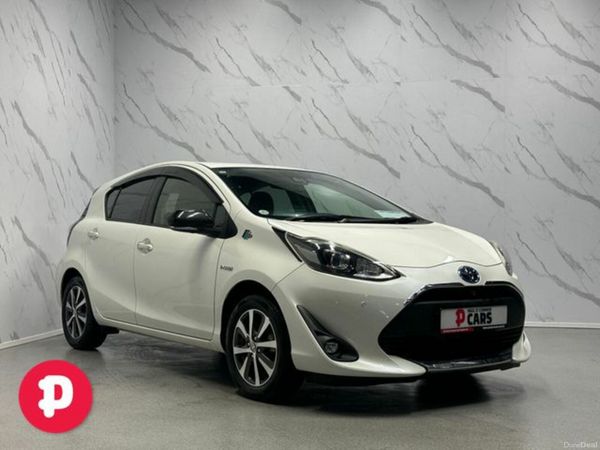 Toyota Aqua Hatchback, Petrol Hybrid, 2019, White