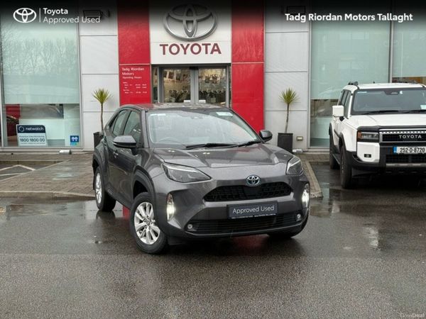 Toyota Yaris Cross Hatchback, Petrol Hybrid, 2023, Grey