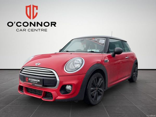 Mini Cooper Hatchback, Diesel, 2015, Red