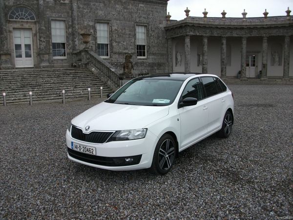 Skoda Rapid Hatchback, Petrol, 2014, White