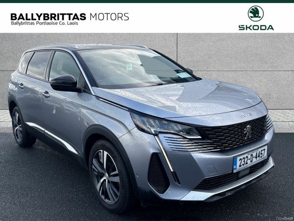 Peugeot 5008 MPV, Diesel, 2023, Grey