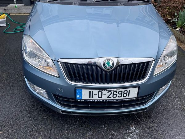 Skoda Fabia Hatchback, Petrol, 2011, Grey