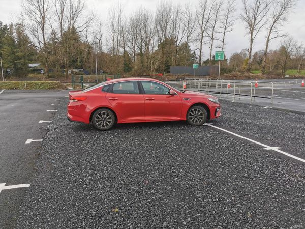 Kia Optima Saloon, Diesel, 2018, Red