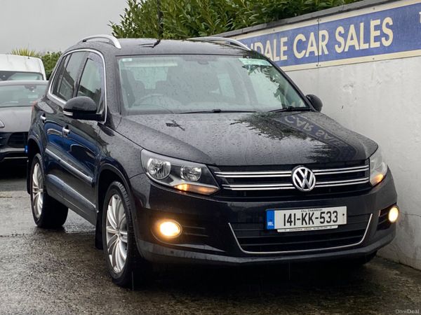Volkswagen Tiguan Hatchback, Diesel, 2014, Black