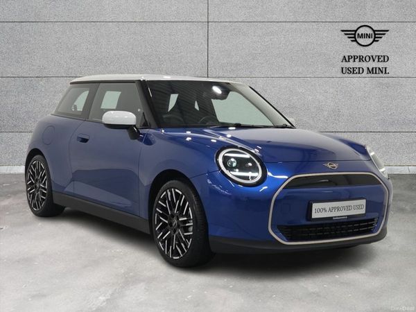Mini Cooper Hatchback, Electric, 2024, Blue