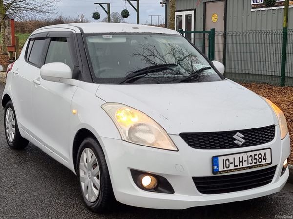 Suzuki Swift Hatchback, Petrol, 2010, White