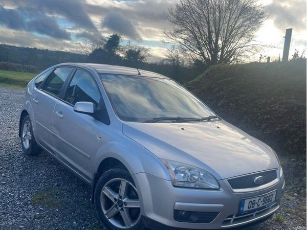 Ford Focus Hatchback, Petrol, 2008, Silver
