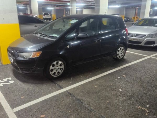 Mitsubishi Colt MPV, Petrol, 2009, Black
