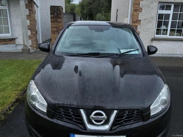 Nissan Qashqai Hatchback, Diesel, 2010, Black