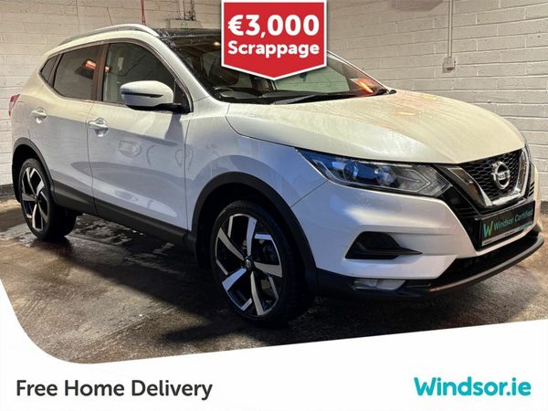 Nissan Qashqai MPV, Petrol, 2020, White