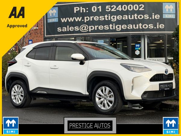 Toyota Yaris Cross Hatchback, Petrol Hybrid, 2022, White