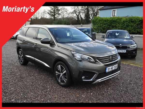 Peugeot 5008 MPV, Diesel, 2019, Grey