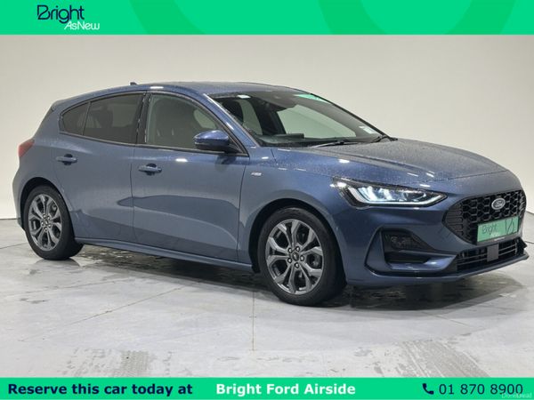 Ford Focus Hatchback, Petrol, 2024, Blue