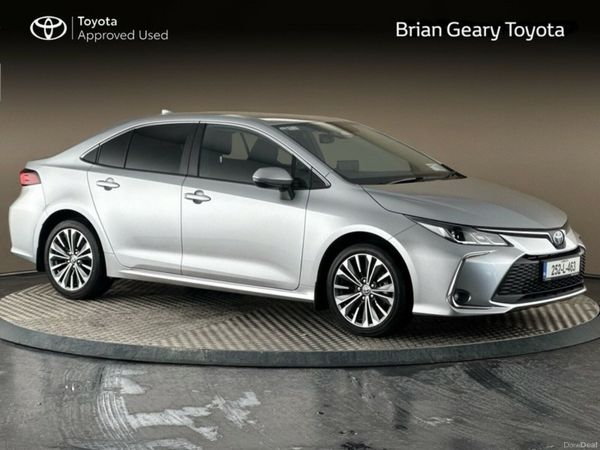 Toyota Corolla Saloon, Petrol Hybrid, 2025, Silver