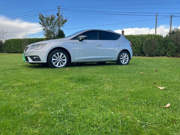 SEAT Leon Hatchback, Diesel, 2017, Silver