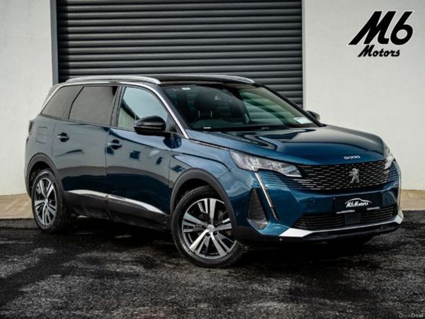 Peugeot 5008 MPV, Diesel, 2023, Blue