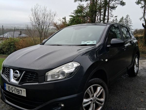 Nissan Qashqai Hatchback, Diesel, 2010, Black