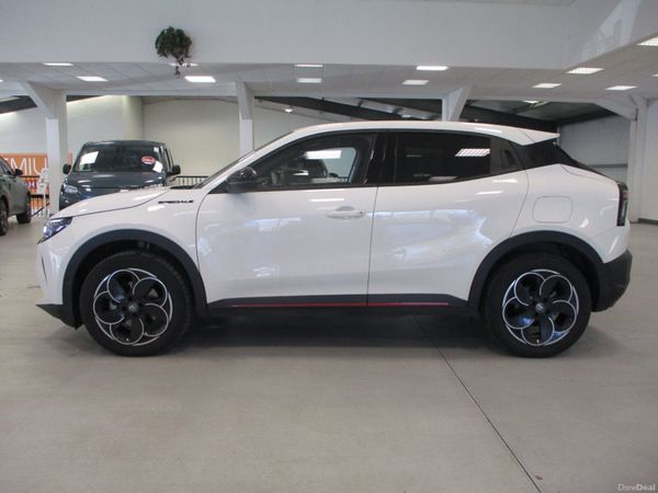 Alfa Romeo Junior SUV, Electric, 2025, White