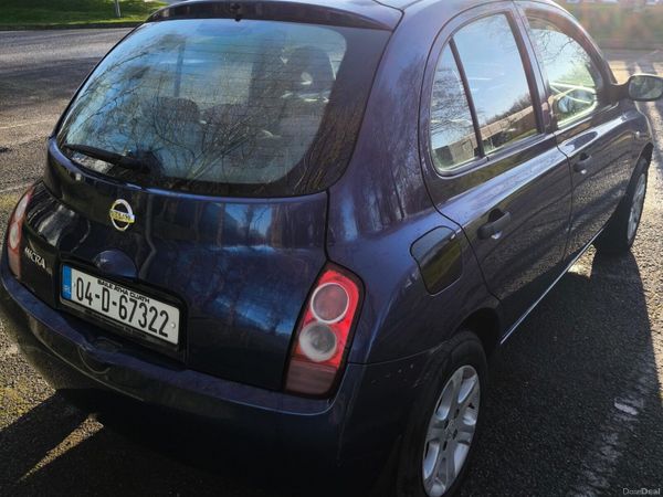 Nissan Micra Hatchback, Petrol, 2004, Blue