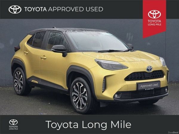 Toyota Yaris Cross Hatchback, Petrol Hybrid, 2023, Gold