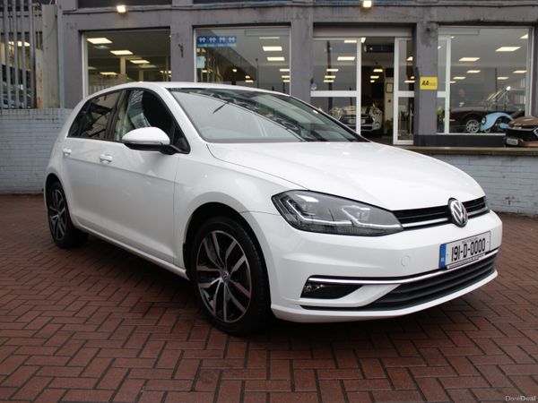 Volkswagen Golf Hatchback, Petrol, 2019, White