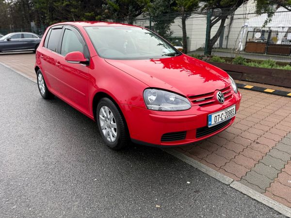 Volkswagen Golf Hatchback, Petrol, 2007, Red