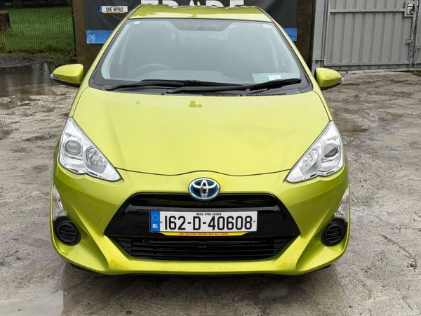 Toyota Aqua Hatchback, Petrol Hybrid, 2016, Green