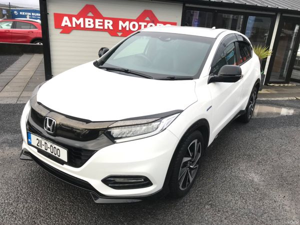 Honda Vezel SUV, Petrol Hybrid, 2021, White