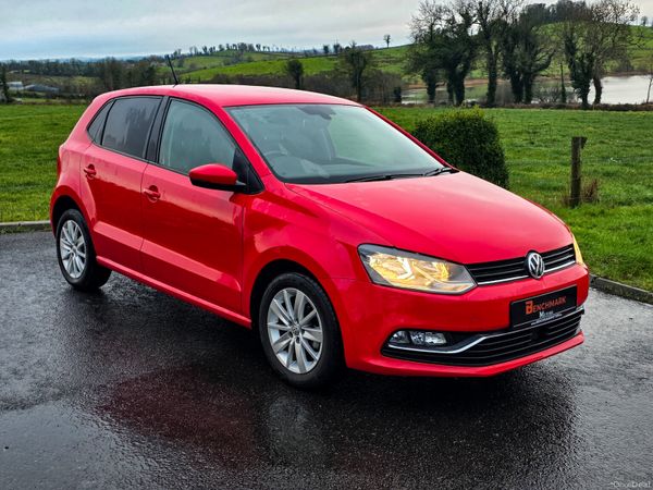 Volkswagen Polo Hatchback, Petrol, 2015, Red