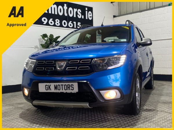 Dacia Sandero Stepway Hatchback, Diesel, 2017, Blue