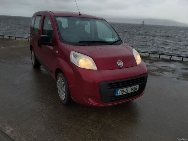 Fiat Qubo MPV, Diesel, 2009, Red