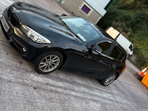BMW 1-Series Hatchback, Diesel, 2017, Black