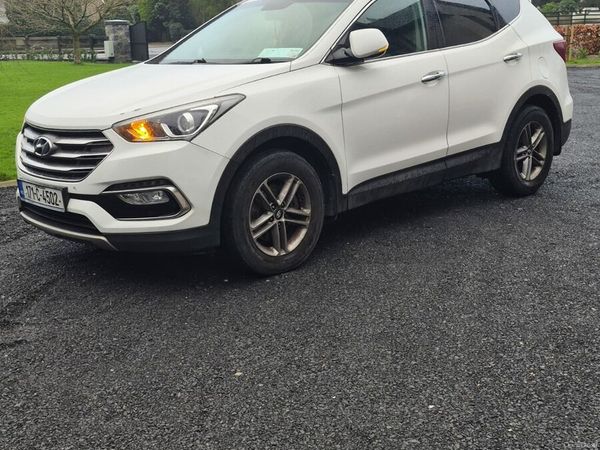 Hyundai Santa Fe SUV, Diesel, 2017, White