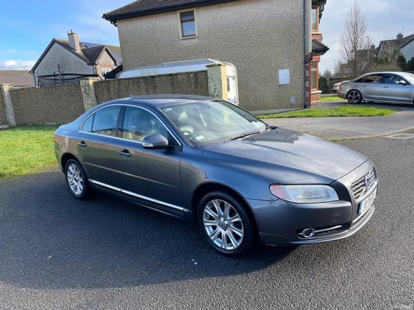 Volvo S80 Saloon, Diesel, 2010, Grey