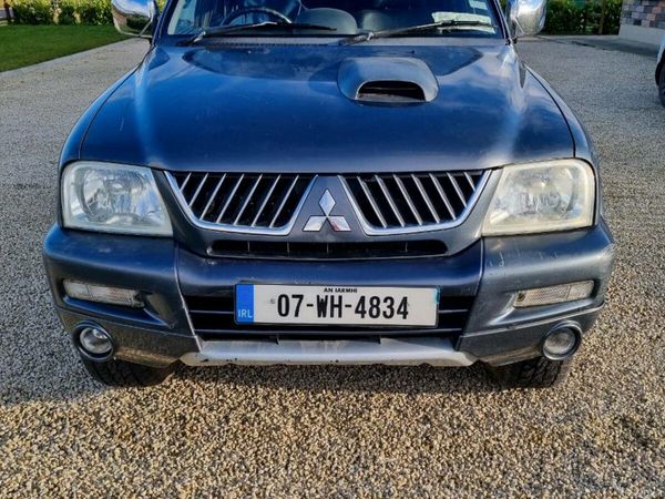 Mitsubishi L200 Crew Cab, Diesel, 2007, Grey