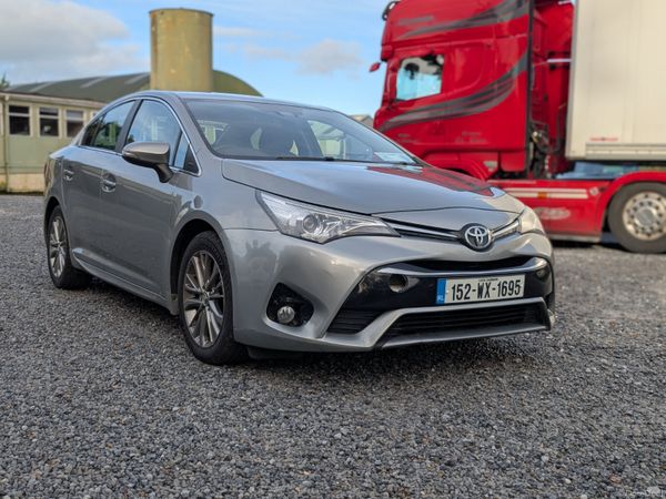 Toyota Avensis Saloon, Diesel, 2015, Grey