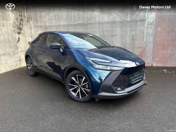 Toyota C-HR SUV, Petrol Hybrid, 2024, Blue