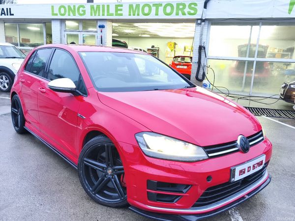 Volkswagen Golf Hatchback, Petrol, 2015, Red