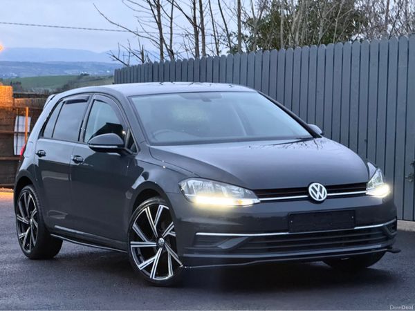 Volkswagen Golf Hatchback, Diesel, 2018, Grey